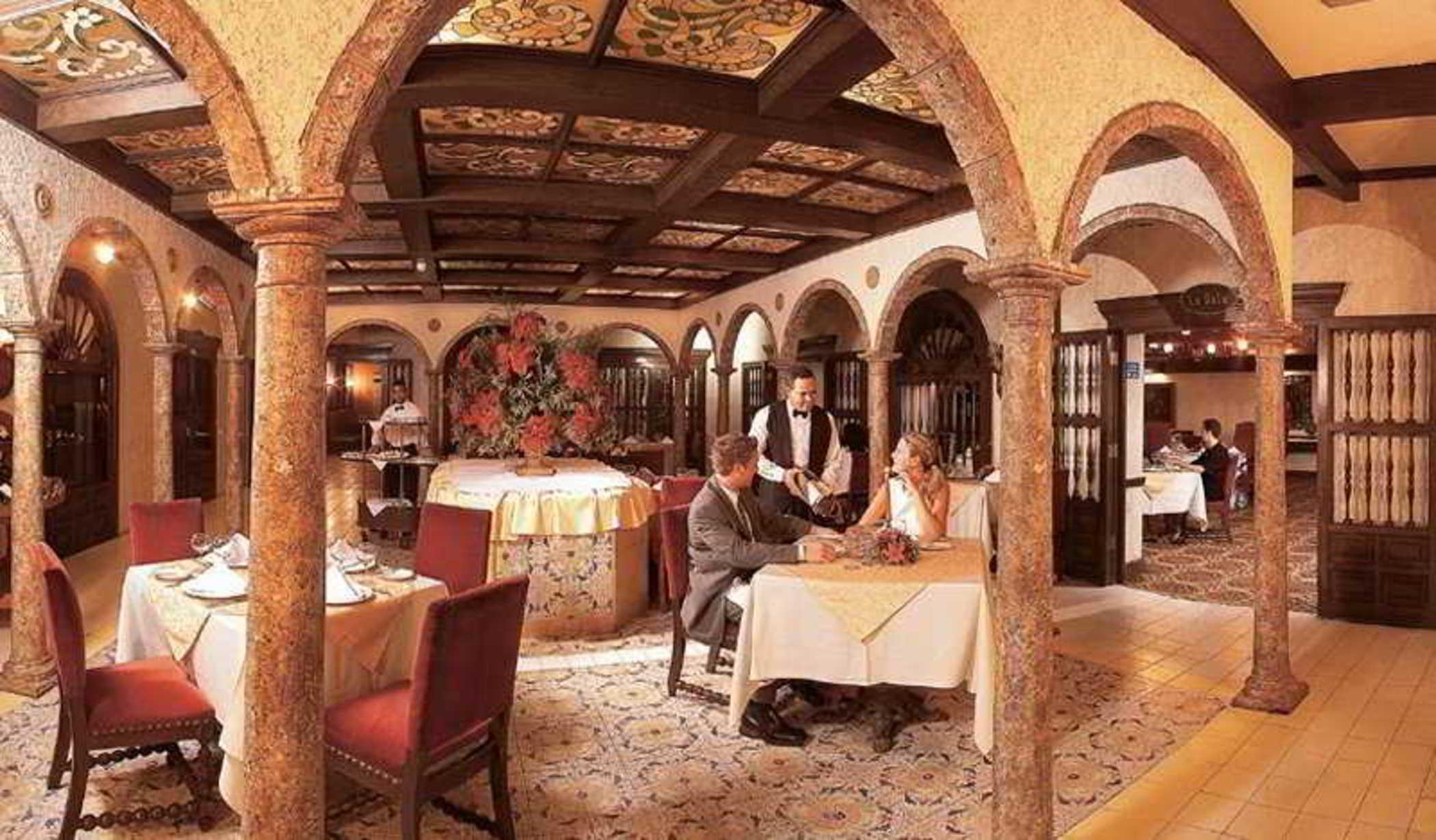 Dominican Fiesta Hotel Santo Domingo Exteriér fotografie The restaurant