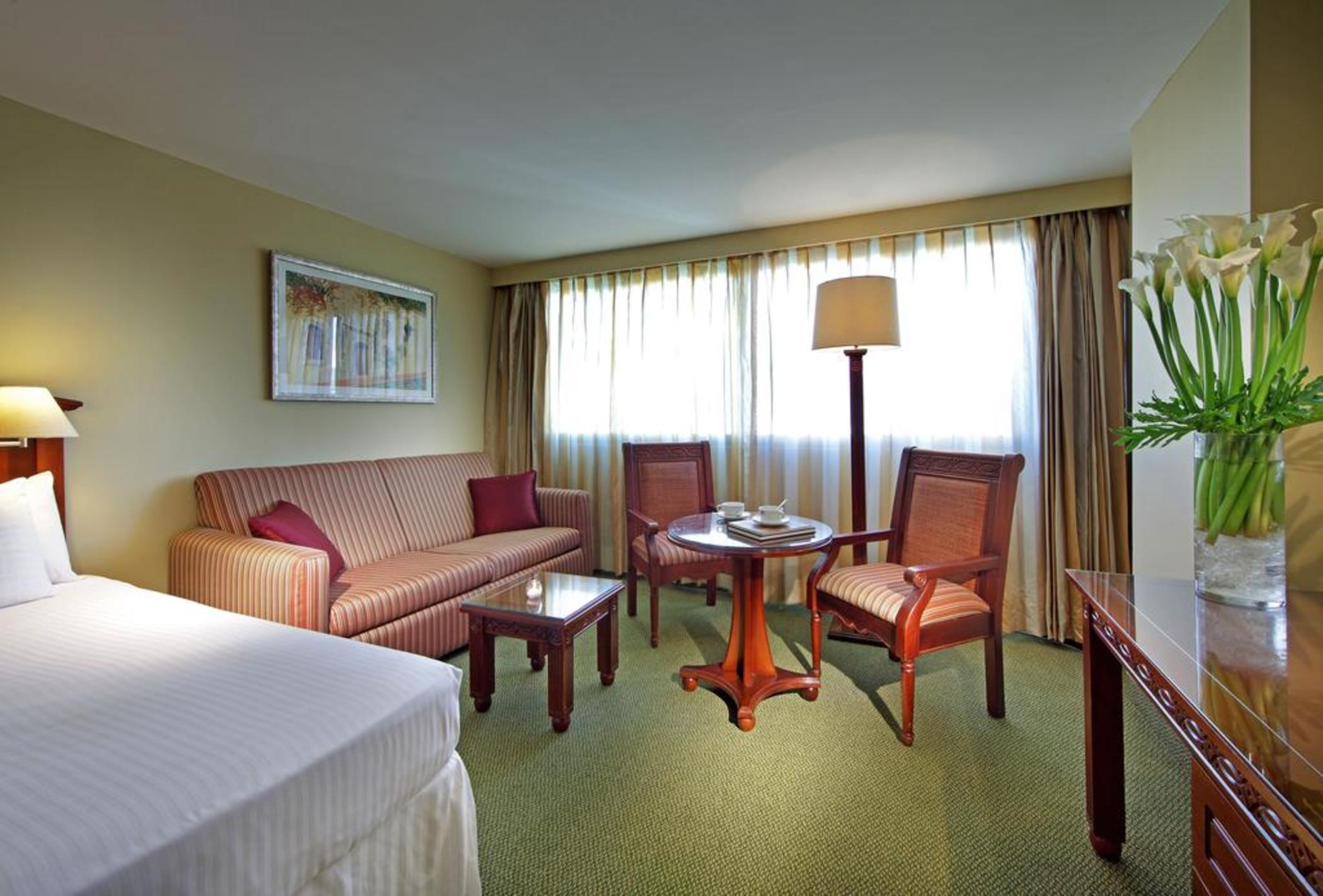 Dominican Fiesta Hotel Santo Domingo Exteriér fotografie A room at the hotel